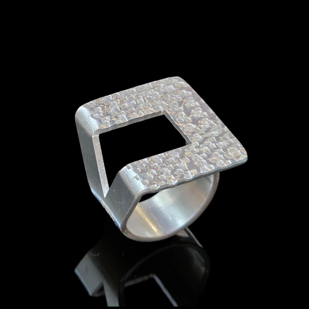 Anillo RECTANGULAR Calado Spark